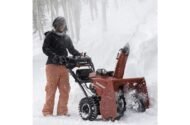 Honda HSS724AW Two Stage 24" Snow Blower - Image 2