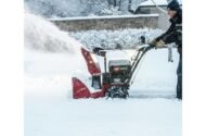 Toro 37805 26" PowerMax 826 OHAE Two Stage Gas Snowblower - Image 4