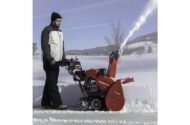 Honda HSS1332AT Two Stage 32" Snow Blower - Image 2