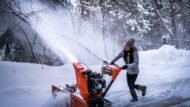 Ariens 926521 Professional Mountaineering Edition- 32" Hydero Efi Rapidtrak 2-Stage Snow Thrower - Image 2